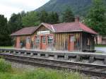 Haltestelle Schaanwald ...  Peter Th�ny 05.06.2006