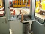 strecke-berninabahn-sm-ti Nochmals ein Ausschnitt vom F�hrerstand des Triebwagens ABe 4/4 No.35.Poschiavo 10.06.06