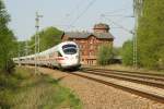 br-411-ice-t 09.05.2006 Bf. Hagenow Land ausfahrt des ICE nach Berlin im Hintergrund der Wasserturm und die Mechanische Werkstatt  