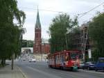 frankfurt-oder Tw 208 ist auf dem Weg zur Europa-Universit�t und im Hintergrund sieht man, die Reste des alten Hortens.
