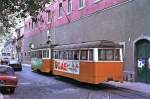 Strasenbahn Lissabon Tw 301 + Bw 166 an der Endstelle Po�o do Bispo (16. Juni 1986)