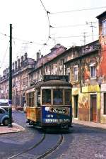 Strasenbahn Lissabon Tw 247 vor der Endstelle Po�o do Bispo (16. Juni 1986)