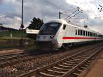 IC-Steuerwagen Ein Bpmbdzf-Steuerwagen im Aalener Stadtteil Hofen. Der IC 2161 f�hrt nun weiter nach N�rnberg Hbf. Foto: 27.06.06  