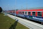 Der IGA-Express im Bahnhof ...  Stefan Pavel 22.04.2003
