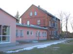 Empfangsgeb�ude des ehemaligen Bahnhof ...  Kai Gl��er 20.02.2007