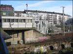 S-Bahn-Haltepunkt D�sseldorf-Wehrhahn am 15.12.2006. ...  Thomas Schmidt 24.03.2007