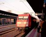 Die 101 143-6 f�hrt ...  Lars Seelander 26.03.2007