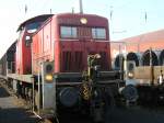 294 953-5 am 28.03.2007 in Neunkirchen/Saar, bei Abfahrt mit 62423 ...