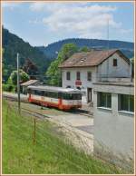 TRN - Les Transports Regionaux Neuchatelois Der CMN BDe 4/4 N� 3 ist am 25. Juni 2010 in Les Brenets eingetroffen.