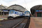 380iger Treffen im Prager Hauptbahnhof mit der Werbe 380 015 und der 380 006. Eingefangen am 04.01.2023