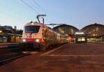 380 011-7 als EC 275 zu sehen am 28.12.23 in Praha hl.n.