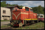 Zahnrad Diesellok der Reihe T 426, ohne genaue Nummer, am 24.5.2016 im Bahnhof Tanvald.