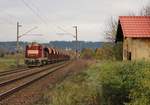 742 194-4 mit einem Schotterzug zu sehen am 24.10.17 in Chotiokov. Schublok war 742 018-5.