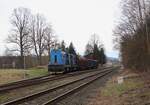 742 192-8 und 742 179-5 zu sehen am 23.02.24 mit einem Holzzug in Višňová.