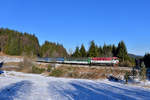 T 478 1146 (749 146) mit einem Sonderzug am 31.12.2016 bei Kubova Hut.