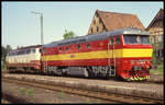 Im Rahmen einer Fahrzeugschau in Hersbruck r. d. Pegnitz am 27.6.1992 wurde auch die tschechische damals noch CSD Lok 751092, eine sogen. Bardotka, präsentiert. Als deutsches Gegenstück war sie mit der 218217 der DB gekuppelt.