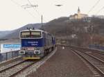 753 718-6 und 753 xxx zu sehen bei der Durchfahrt in Ústí nad Labem hlavní nádraží‎. Foto vom Bahnsteigende!