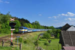 754 059 mit einem R am 02.06.2017 bei Bransouze.