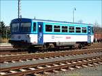 CD 810 585-0 kommt nach Hbf. Rakovník am 28.03.2017