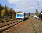 CD 814 104-6 in Banhof Hronov am 28.10.2022.