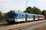 CD 842 004-4 als letztes Fahrzeug des Os 4447 nach Moravske Branice am 18.August 2018 im Bahnhof Ivancice.