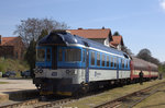 854 007-1 abgestellt, bereit zur Rückfahrt nach Prag  als SP Kokorinsko in Mseno.
30.04.2016 12:08 Uhr.