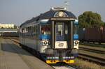 854 004-4  Miloš  ein typischer Vertreter dieser Baureihe. Einige sind moderenisiert, die Fenster lassen sie fotografenfreundlich noch öffnen. 
23.07.2021 18:55 Uhr.