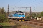 162 094-7 fuhr am 21.09.20 mit einem Os durch Želenice n.Bílinou.