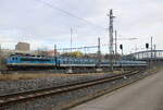 ČD 362 125-7 mit dem Sp 1506  Sázava  von Benešov u Prahy nach Praha hl.n., am 14.02.2024 in Praha-Vršovice.