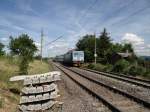 362 115-8 zusehen mit einem R (Schnellzug) am 19.06.14 bei Vokov.