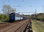 363 530 und 363 502 zusehen am 17.04.14 mit einem Autozug in Nebanice.