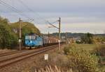 363 075-3 zu sehen am 18.10.19 mit dem innofreigthzug (56342) bei Chotikov.