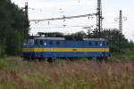 Die 363 045-6 setzt am 15.07.09 im Gterbahnhof von Chomotov (Komutau) um.