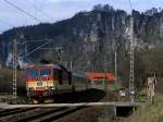 371 015-9 mit EC 175 nach Budapest bei Rathen am 25.3.2009.