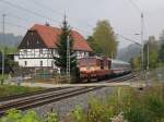 371 003-5 ist am 24.10.2009 mit dem EC 175 nach Budapest unterwegs. Hier passiert sie den bekannten B Strand, an dem leider zur Zeit Bauarbeiten stattfinden.