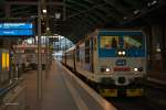 371 201 wartet im Mai 2012 in Berlin Ostbahnhof auf den zweiten Zugteil 457 aus Hannover.