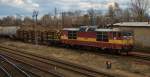 372 013-3 von DB-Cargo bei der Einfahrt in den Güterbahnhof von Engelsdorf/Lpz. am 22.02.14.