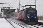 380 011, ist mit EC 103 unterwegs nach Wien Westbahnhof. Wien Praterkai, am 28.12.2014.