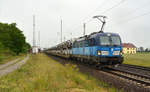 383 004 führte am 07.06.20 einen vollen Skoda-Zug durch Saxdorf nach Falkenberg(E) zum dortigen BLG-Standort. 