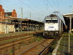 Am 14.10.2017 kam 386 026 mit einem Containerzug aus Richtung Magdeburg nach Stendal und fuhr weiter in Richtung Uelzen.