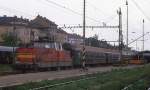 S 4580046 rangiert am 20.6.1988 D-Zug Wagen im damals noch Gottwaldovo genannten  Hauptbahnhof von Plzen.