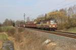 230 041 und 230 042 fahren am 11.04.15 durch Chotikov.