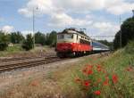 242 218-6 zusehen mit einem (R) Schnellzug am 19.06.14 in Nebanice.