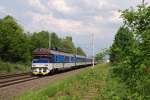 460 010 mit Os 3314 bei Polom (22.05.2011)