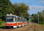 Der KT8 1725 befährt gerade aus Lisen kommend die Abzweigung der Strecke der Linie 10 nach Stranska Skala.(24.09.2014)
