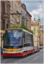 Skoda 15T 9350 in der Ujezd Strasse.