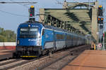 railjet 75  Franz Schubert  beim Überqueren der Donau in Wien.