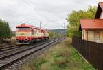 749 162-4 und 749 181-4 (IDS) zu sehen am 02.10.22 in Chotikov.