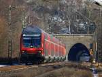RE9 geschoben von 111 114 hat am 11.02.2012 Stolberg Hbf ...