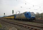 185 514-7 setzt nach einem Signalhalt in Eschwege West mit ...